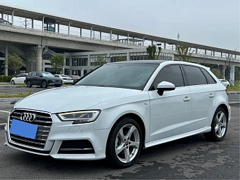 Audi A3 2020 Sportback 35 TFSI Fashionable China VI купить по цене 2 039 157 ₽  на сайте DeffCars
