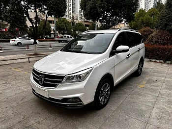 Baojun 730 2019 1.5L manual fashion 7 seats National V купить на сайте DeffCars