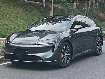 Zhijie R7 2026 Extended Range Ultra купить на сайте DeffCars