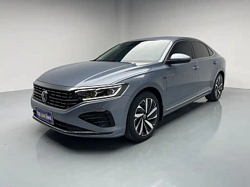Passat 2022 330TSI Deluxe Edition купить на сайте DeffCars