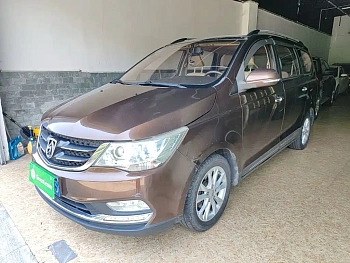 Baojun 730 2016 1.8L Manual Luxury 7 Seater купить на сайте DeffCars