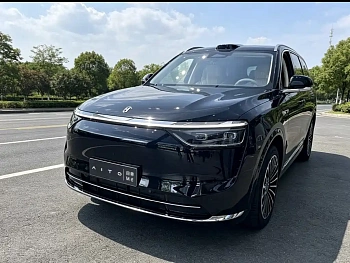 Wenjie M8 2025 extended range Max+ version 53.4kWh 6-seater version 192-line lidar) купить на сайте DeffCars