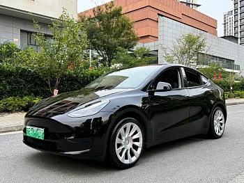 Model Y 2023 rear-wheel drive version купить на сайте DeffCars