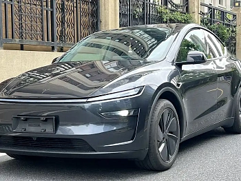 Model Y 2025 rear-wheel drive version купить на сайте DeffCars