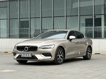 Volvo S60 2024 B4 Zhiyi Luxury Edition купить на сайте DeffCars