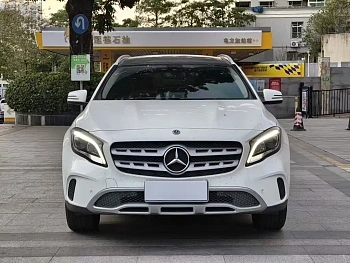 Mercedes-Benz GLA 2017 GLA 200 Fashion Model купить на сайте DeffCars