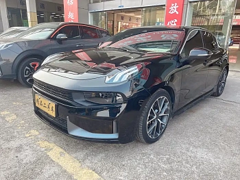 Lynk & Co 03 2022 model 2.0TD DCT Power Pro купить по цене 2 297 526 ₽  на сайте DeffCars