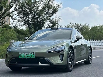 Xiaomi SU7 2024 rear-drive ultra-long battery life high-end smart driving Pro version купить на сайте DeffCars