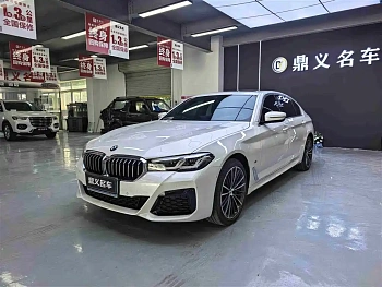 BMW 5 Series 2023 530Li Leading M Sports Package купить на сайте DeffCars