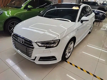 Audi A3 2020 Limousine 35 TFSI Fashionable China VI купить по цене 2 095 693 ₽  на сайте DeffCars