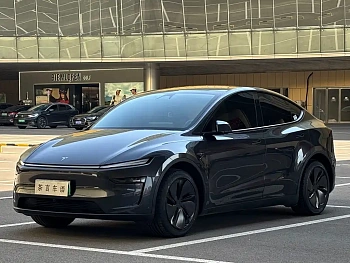 Model Y 2025 rear-wheel drive version купить на сайте DeffCars