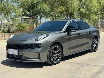 Lynk & Co 03 2022 model 2.0TD DCT Plus купить по цене 2 201 217 ₽  на сайте DeffCars