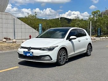 Golf 2021 280TSI DSG Pro First Edition купить по цене 1 993 952 ₽  на сайте DeffCars