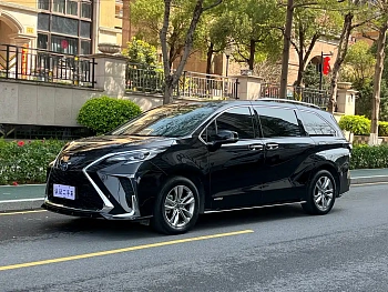 SIENNA 2023 2.5L Hybrid Premium Edition купить на сайте DeffCars