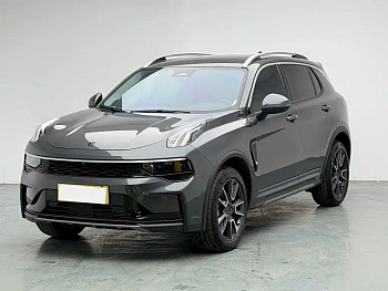 Lynk & Co 01 2023 2.0TD 2WD Pro купить на сайте DeffCars