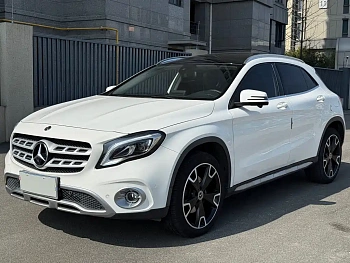 Mercedes-Benz GLA 2017 GLA 220 4MATIC Fashion Model купить на сайте DeffCars