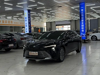LaCrosse 2026 28T Platinum Edition купить на сайте DeffCars
