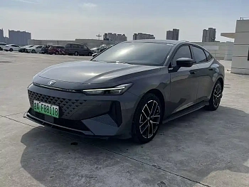 Changan UNI-V Smart Electric iDD 2024 Blue Whale Smart iDD 136km Smart Model купить на сайте DeffCars