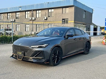 Changan UNI-V 2023 1.5T Sports Edition купить по цене 2 071 569 ₽  на сайте DeffCars