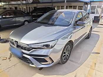 Roewe i5 2021 1.5L CVT Diamond Edition купить на сайте DeffCars