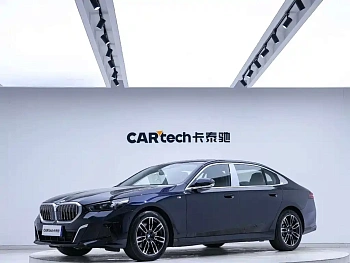 BMW 5 Series 2025 530Li Leading M Sports Package купить на сайте DeffCars