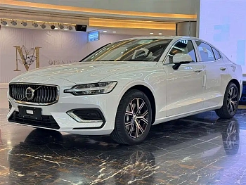 Volvo S60 2026 B4 Zhiyi Luxury Edition купить на сайте DeffCars