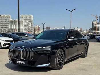 BMW 7 Series 2023 735Li M Sports Package купить на сайте DeffCars