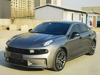 Lynk & Co 03 2021 1.5TD DCT Champion Edition купить по цене 1 791 058 ₽  на сайте DeffCars