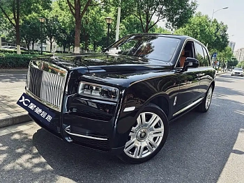 Cullinan 2018 four-seat version купить на сайте DeffCars