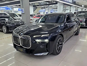 BMW 7 Series 2023 735Li M Sports Package купить на сайте DeffCars