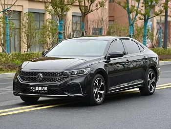 Passat 2023 330TSI Starry Sky Elite Edition купить на сайте DeffCars