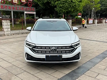 Sagitar 2023 300TSI DSG Excellent Edition купить по цене 2 044 995 ₽  на сайте DeffCars