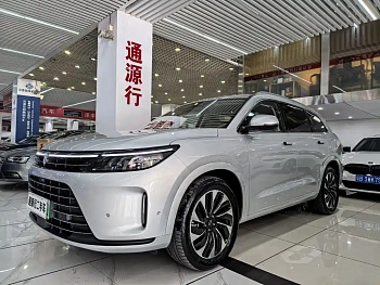 Wenjie M7 2024 1.5T rear-wheel drive Plus version 5-seater купить по цене 3 951 956 ₽  на сайте DeffCars