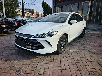 Qin PLUS 2025 DM-i Intelligent Driving Edition 55KM Leading Model купить по цене 1 953 730 ₽  на сайте DeffCars