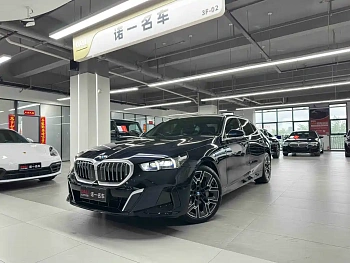 BMW 5 Series 2025 530Li Exclusive M Sports Package купить на сайте DeffCars