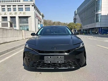 Camry 2024 Shuangqing 2.0HGVP Deluxe Edition купить на сайте DeffCars