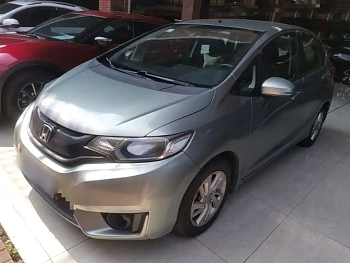 Fit 2014 1.5L SE CVT fashion model купить на сайте DeffCars