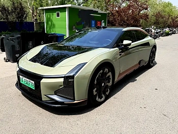 Gaohe HiPhi Z 2023 five-seater version купить на сайте DeffCars