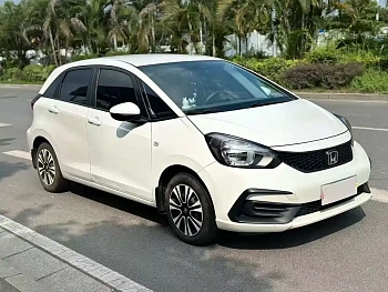 Fit 2021 1.5L CVT Fashion Edition купить на сайте DeffCars