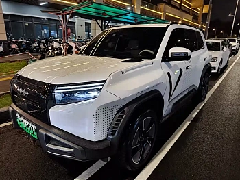 Titanium 3 2025 501KM four-wheel drive Ultra version купить на сайте DeffCars