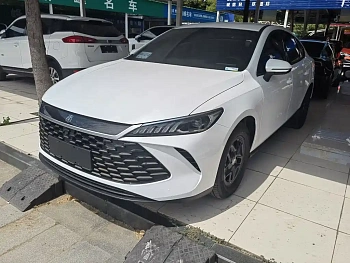 Qin PLUS 2025 DM-i Intelligent Driving Edition 55KM Leading Model купить по цене 1 917 868 ₽  на сайте DeffCars