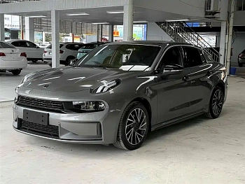 Lynk & Co 03 2022 model 2.0TD DCT Power Pro купить по цене 2 068 792 ₽  на сайте DeffCars