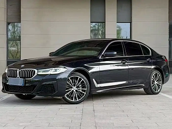 BMW 5 Series 2023 530Li Leading M Sports Package купить на сайте DeffCars