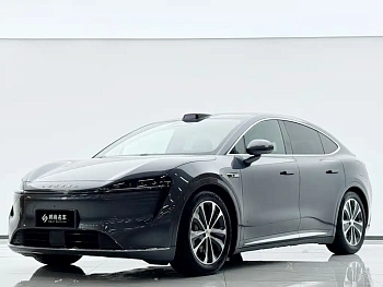 Zhijie R7 2025 extended range 251km Max купить на сайте DeffCars