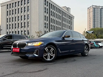 BMW 5 Series 2022 530Li Leading Luxury Package купить на сайте DeffCars