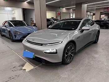 Xpeng P7 2022 model 670E+ купить на сайте DeffCars