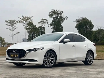 Mazda 3 Anksela 2021 2.0L Automatic Elegant Edition купить по цене 2 088 583 ₽  на сайте DeffCars