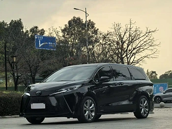 SIENNA 2024 2.5L Hybrid Premium Edition купить на сайте DeffCars