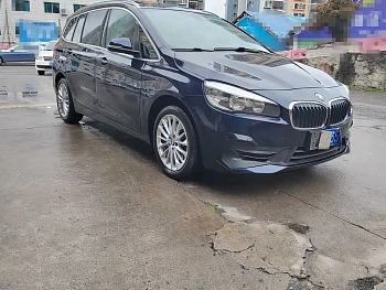 BMW 2 Series Multipurpose Station Wagon 2018 220i Leading Model купить на сайте DeffCars