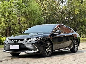 Camry 2023 2.5G Deluxe Edition купить на сайте DeffCars
